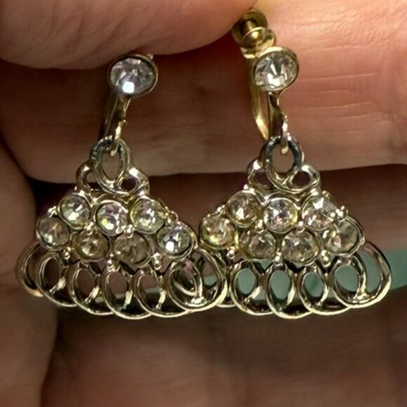 Lot of Two (2) Silver Tone Clip-On Earrings - Picture 5 of 8